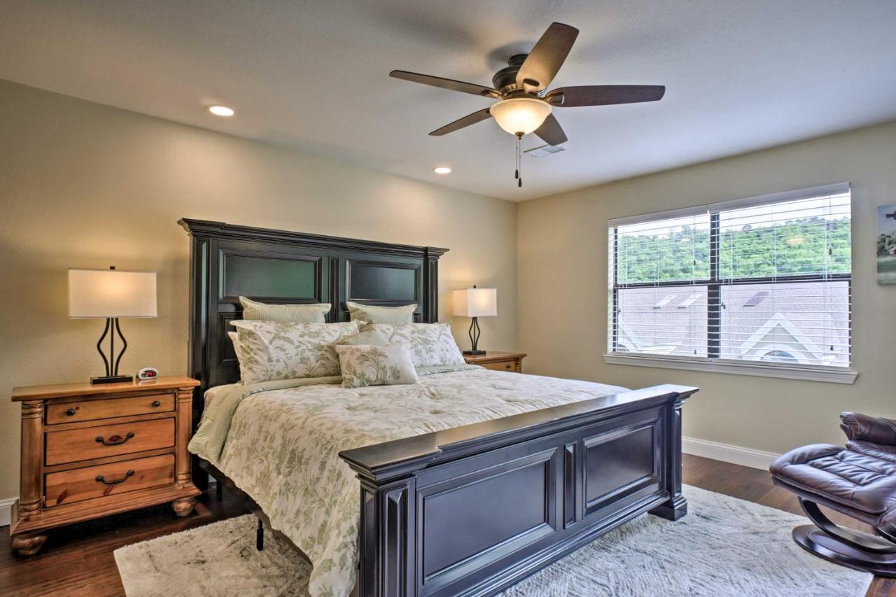 Branson Condo With Pool Access, Walk To Fishing エクステリア 写真
