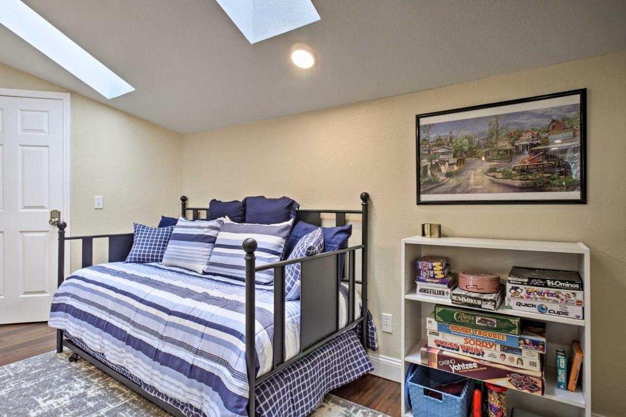 Branson Condo With Pool Access, Walk To Fishing エクステリア 写真