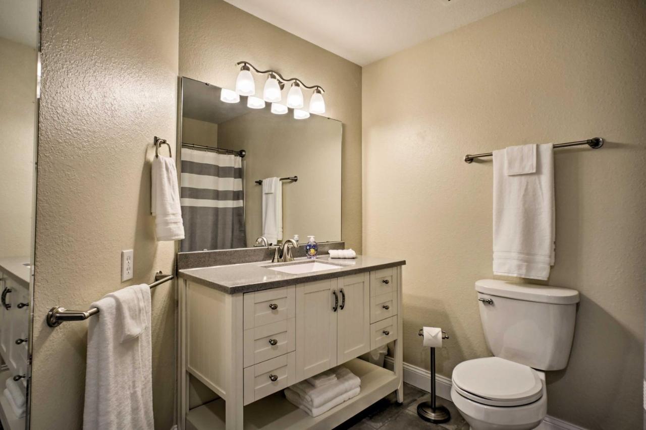 Branson Condo With Pool Access, Walk To Fishing エクステリア 写真